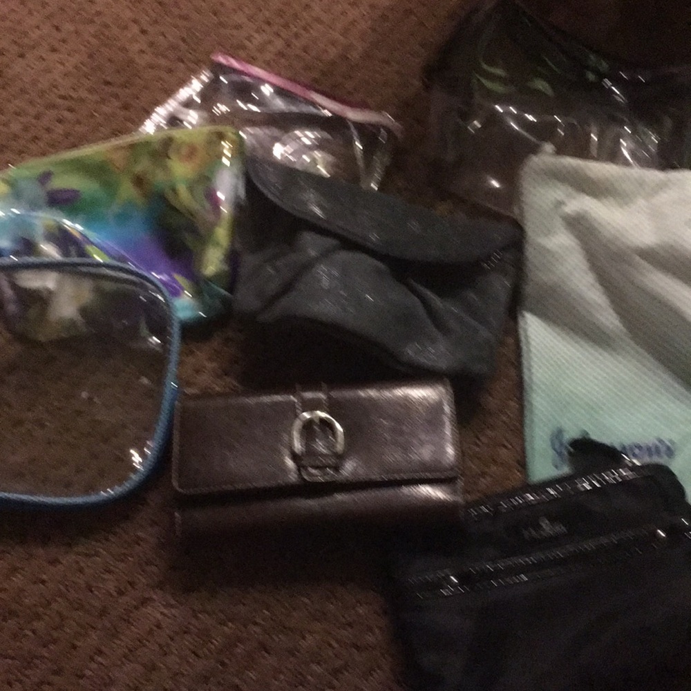 Assorted toiletry bags